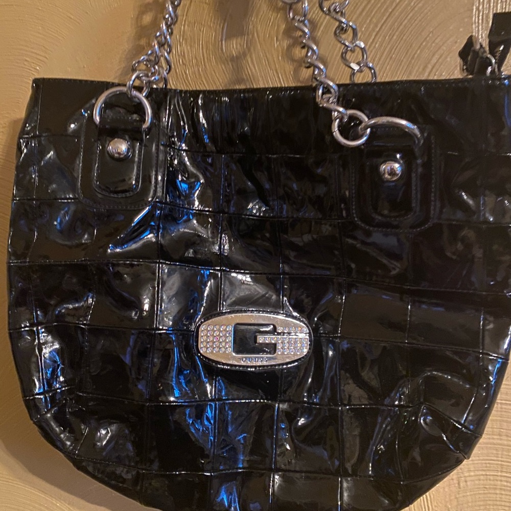 Patent leather Guess Purse